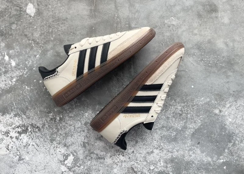 Casual Adidas Handball Shoes 16113