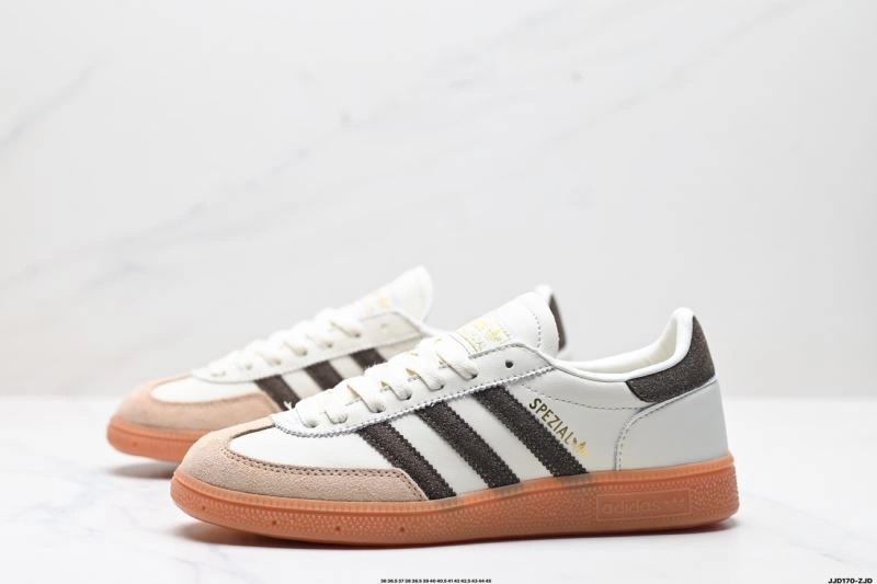 Elegant Adidas Handball Shoes 1381