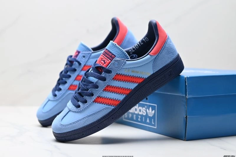 Neat Adidas Handball Shoes 1335