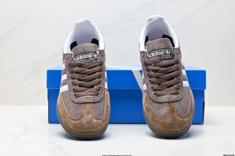 Adidas Handball Shoes EyeCatching 1317