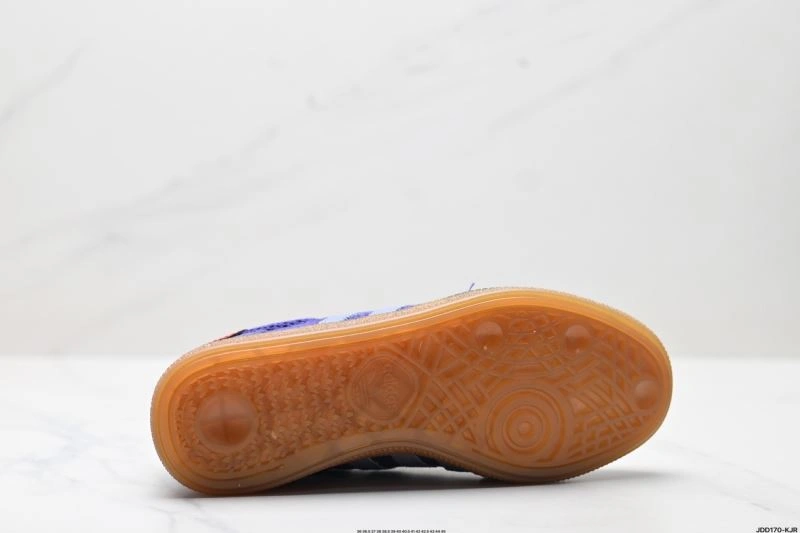 UrbanChic Adidas Handball Shoes 536