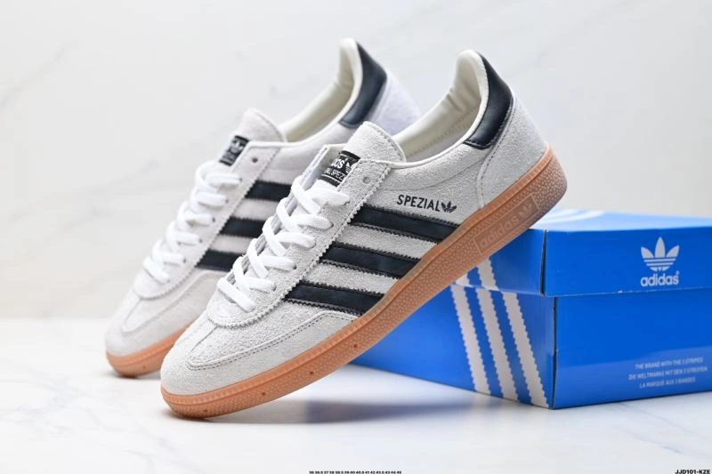DailyWear Adidas Handball Shoes 529