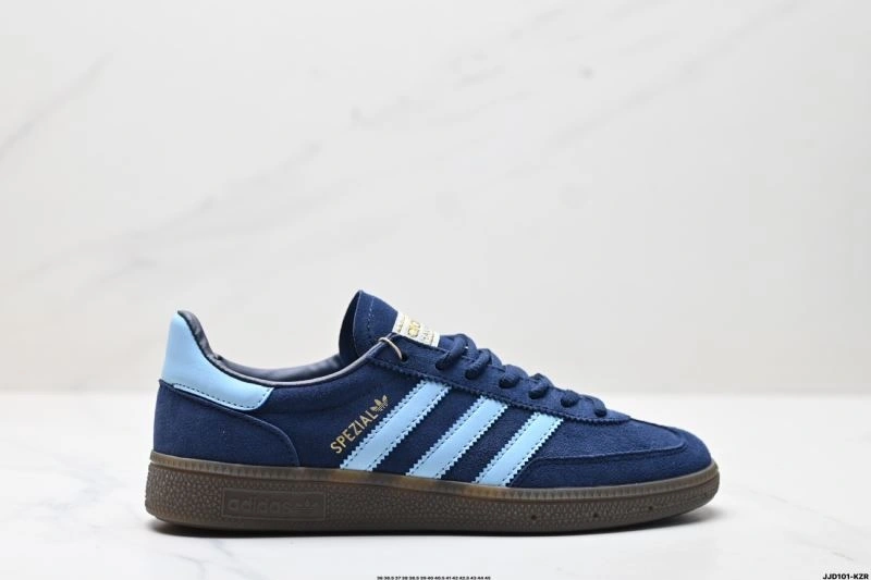 Stretchable Adidas Handball Shoes 561