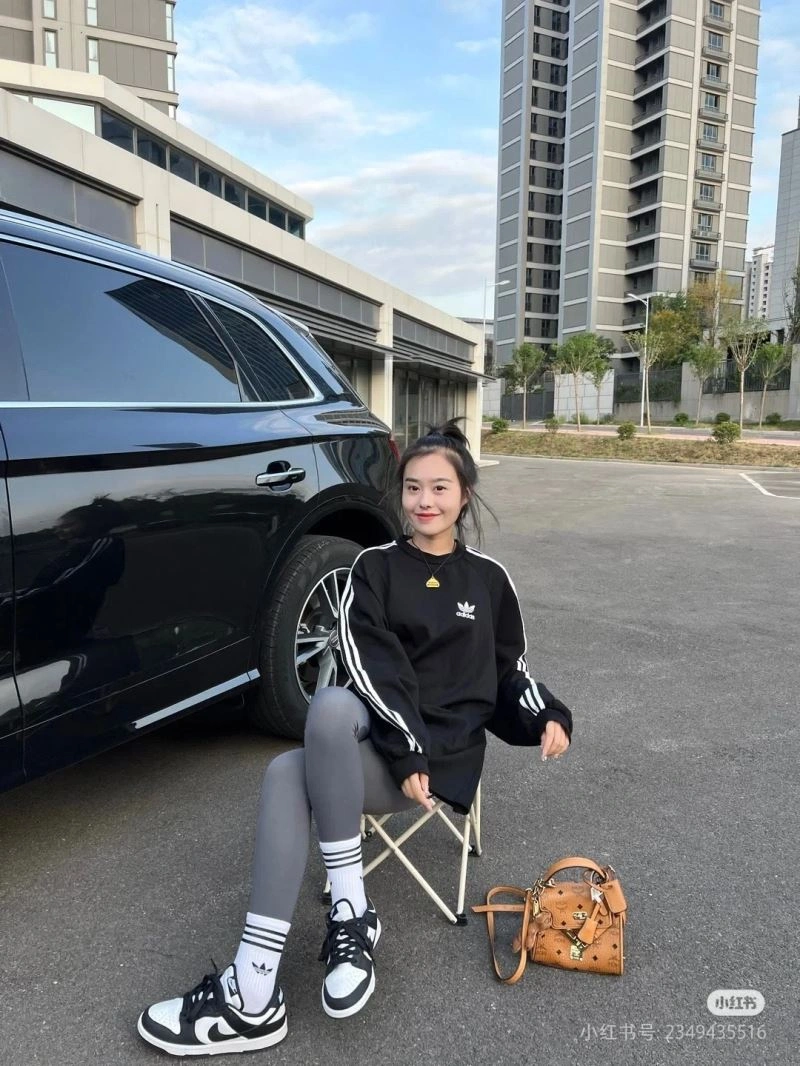 Adidas Hoodies Neat 94918