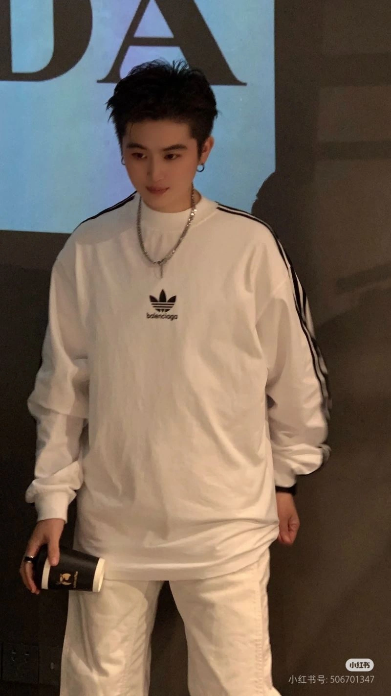 Neat Adidas Hoodies 94942