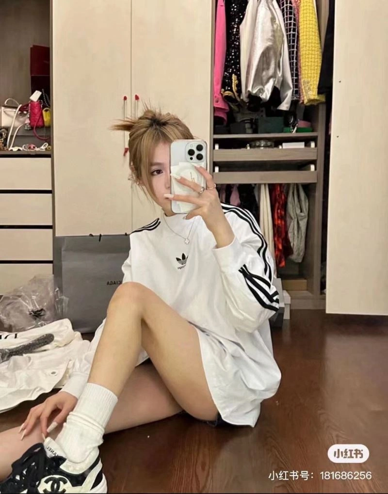 Neat Adidas Hoodies 94942