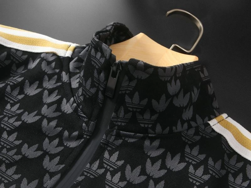 EyeCatching Adidas Long Suits 94943