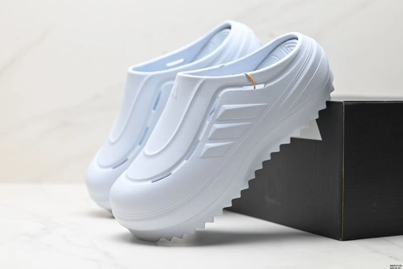 Stretchable Adidas Other Shoes 414