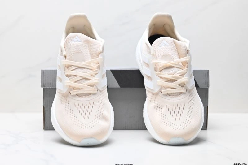 Adidas Pure Boost Shoes TravelReady 356