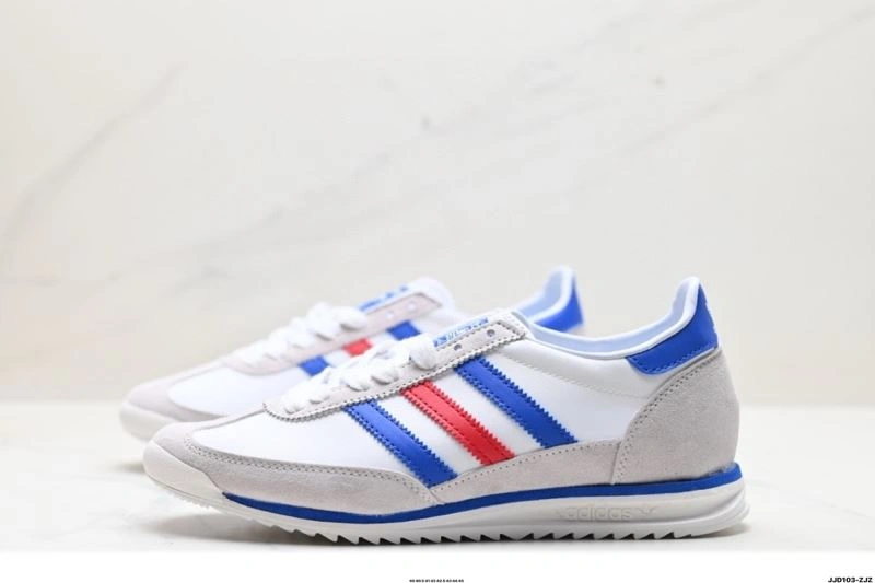 Sporty Adidas SL Shoes 977