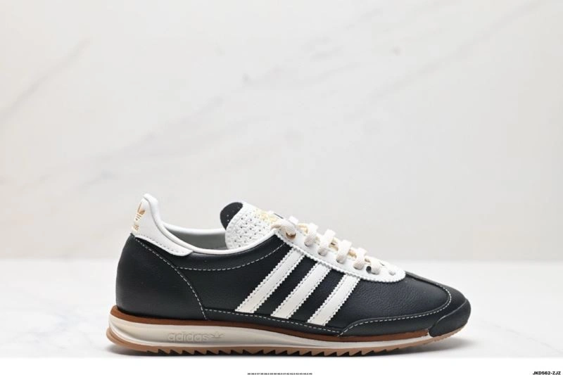Snug Adidas SL Shoes 958