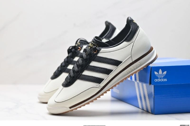ZipUp Adidas SL Shoes 955