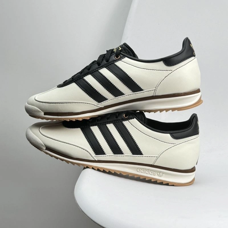 Adidas SL Shoes Contemporary 951