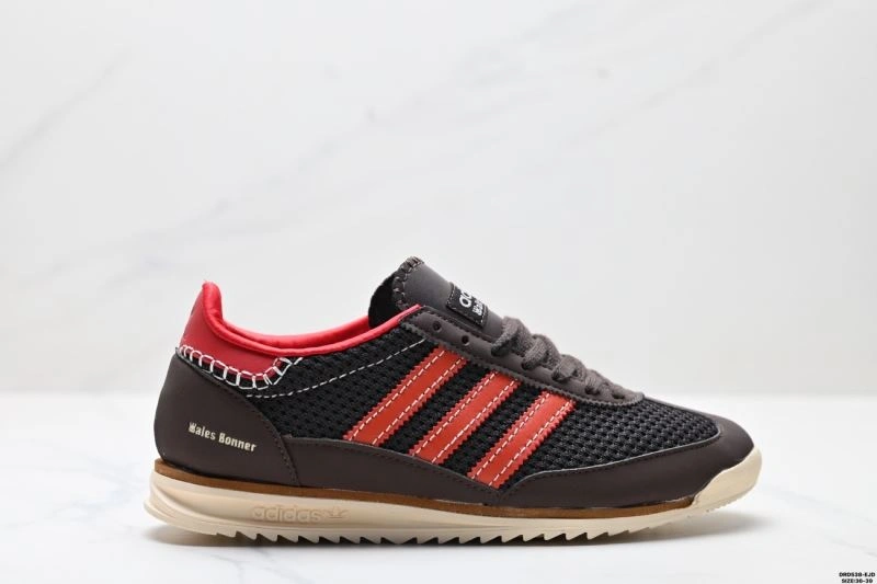 Functional Adidas SL Shoes 957