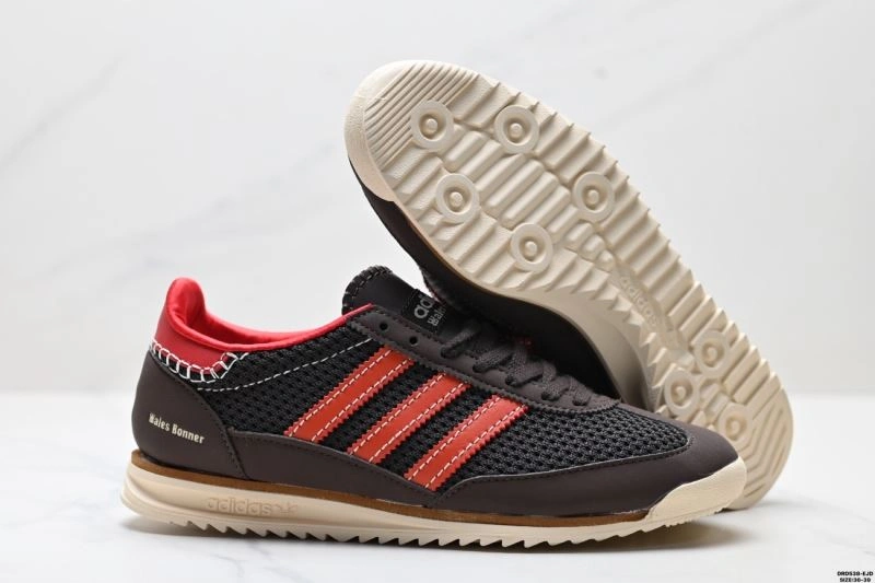 Functional Adidas SL Shoes 957