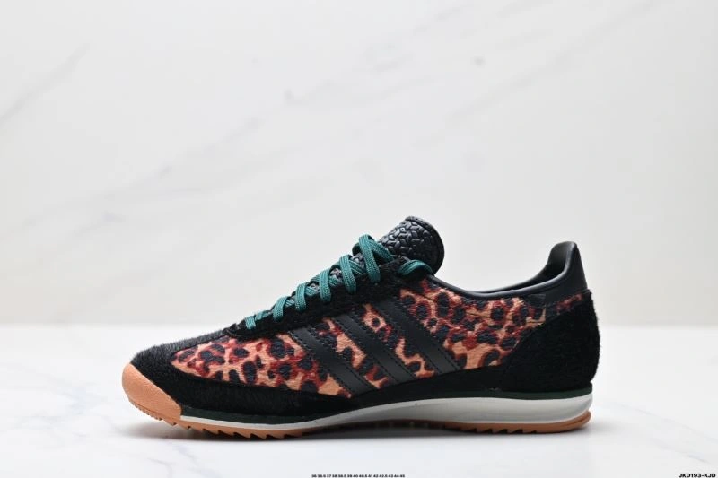 Seasonal Adidas SL Shoes 943