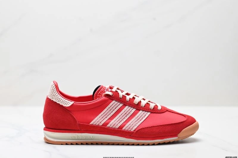 Compact Adidas SL Shoes 204