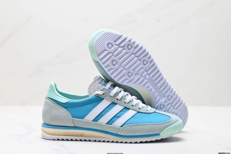 Compact Adidas SL Shoes 205