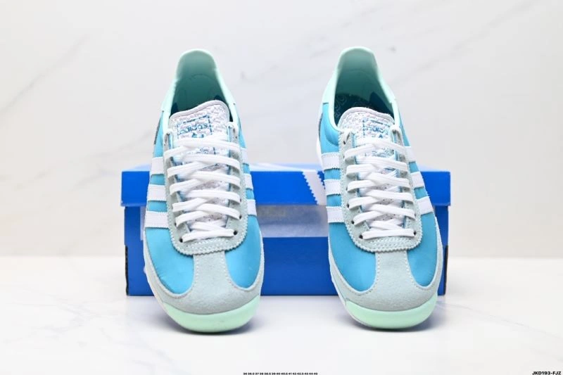 Functional Adidas SL Shoes 186