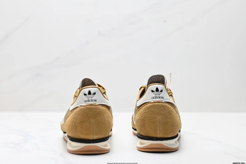 Lightweight Adidas SL Shoes 178