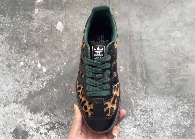 Resilient Adidas Samba Shoes 16105