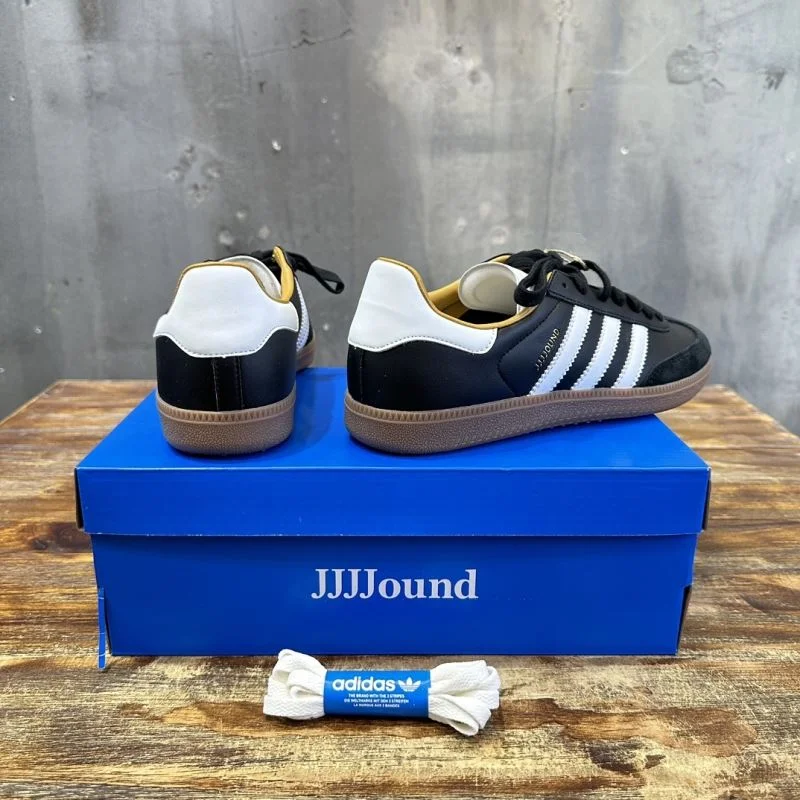 Elegant Adidas Samba Shoes 16099