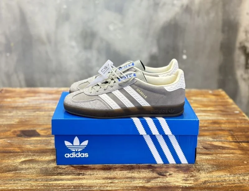 WrinkleFree Adidas Samba Shoes 16121