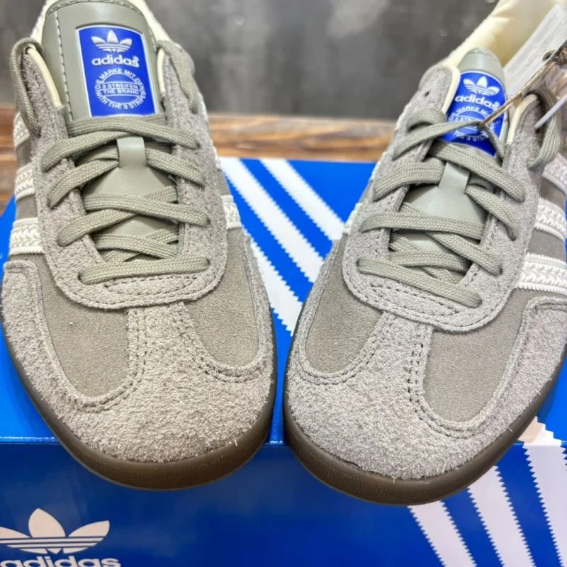WrinkleFree Adidas Samba Shoes 16121