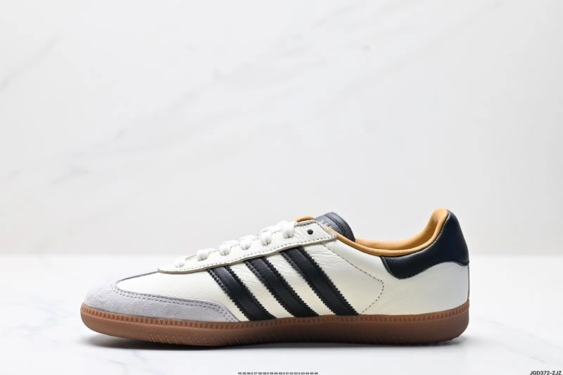 UrbanChic Adidas Samba Shoes 1145