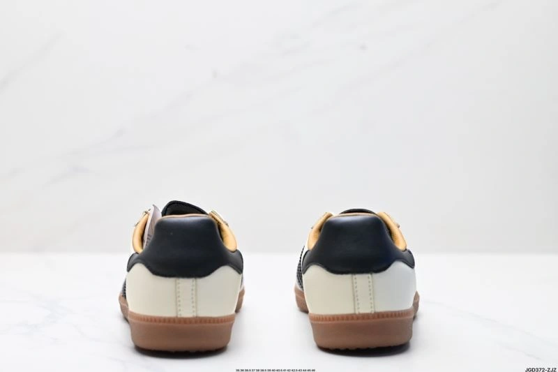 UrbanChic Adidas Samba Shoes 1145