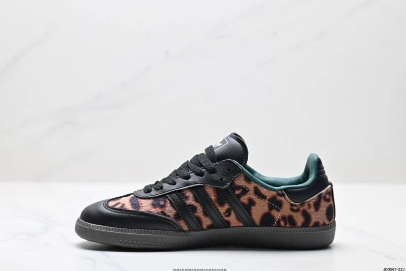 Resilient Adidas Samba Shoes 1131