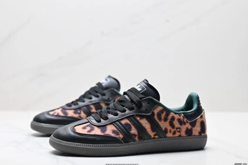 Resilient Adidas Samba Shoes 1131
