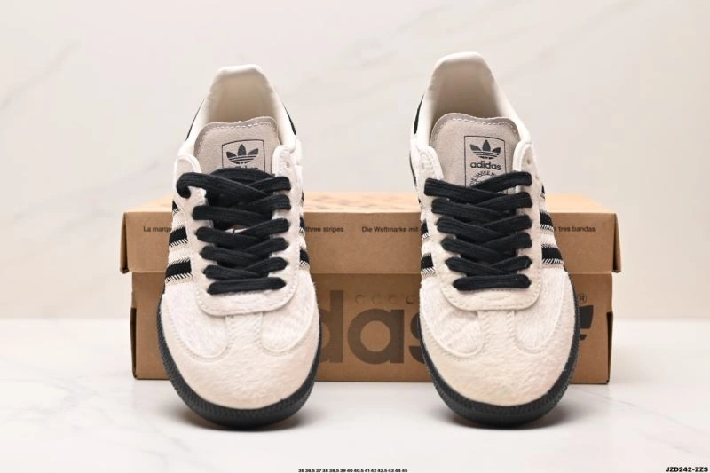 Contemporary Adidas Samba Shoes 1128