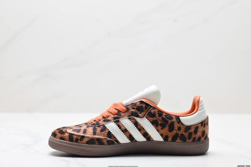 Elegant Adidas Samba Shoes 1044