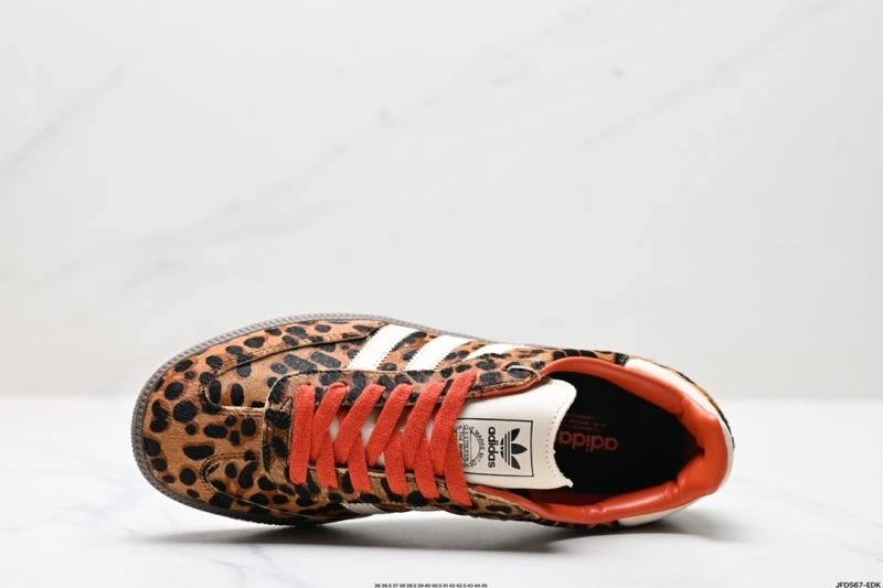 WellDesigned Adidas Samba Shoes 1040