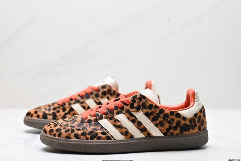 WellDesigned Adidas Samba Shoes 1040