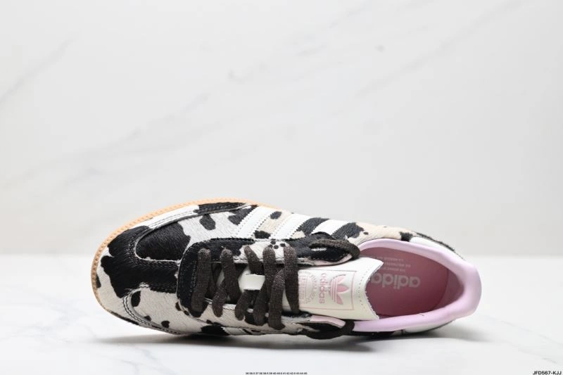 FlexibleFit Adidas Samba Shoes 1022