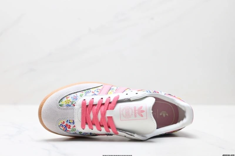 Trendsetting Adidas Samba Shoes 272