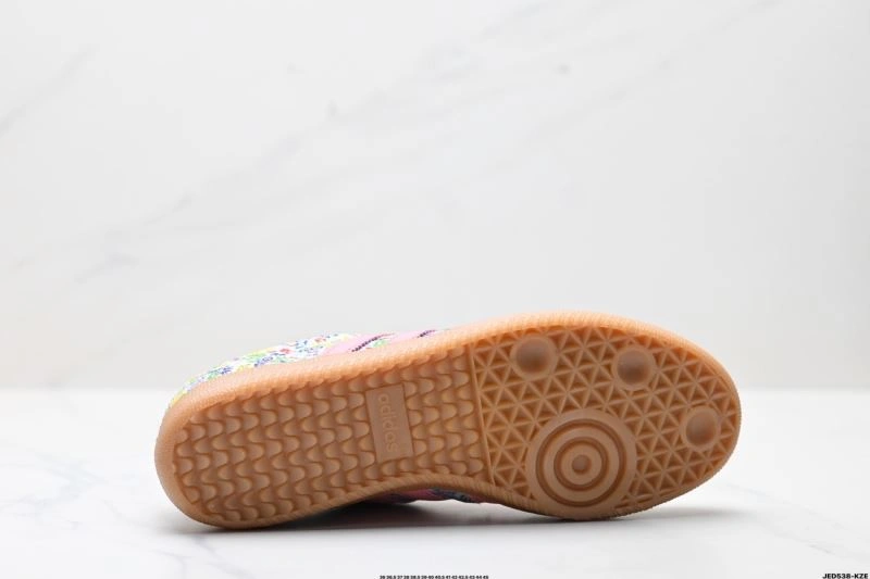 Trendsetting Adidas Samba Shoes 272