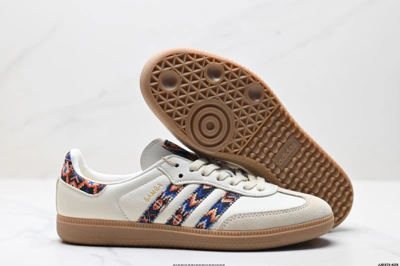 Neat Adidas Samba Shoes 256