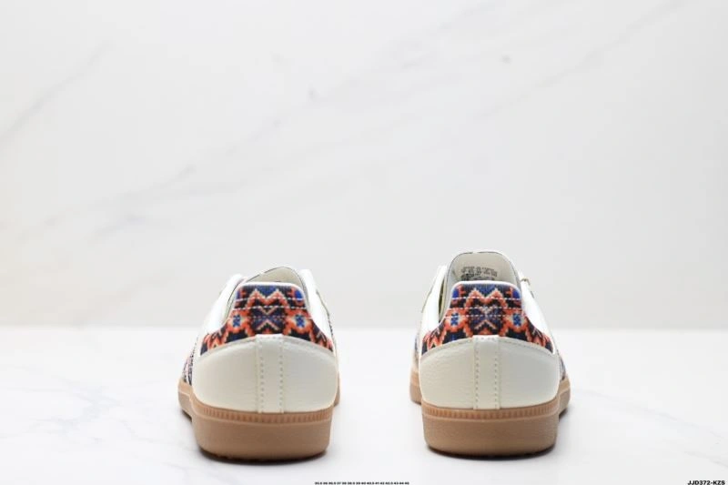 Neat Adidas Samba Shoes 256