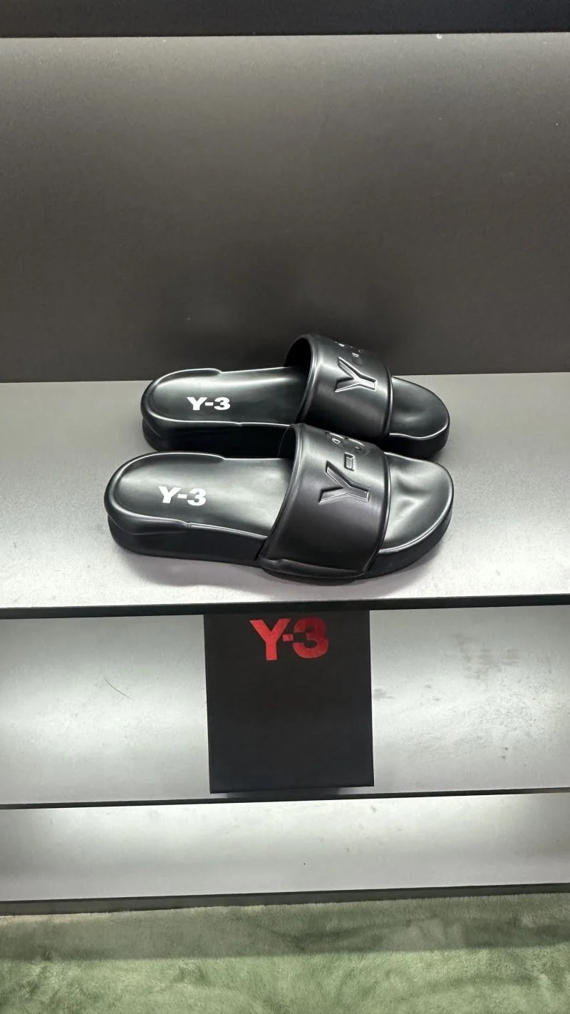 Affordable Adidas Slippers 16055