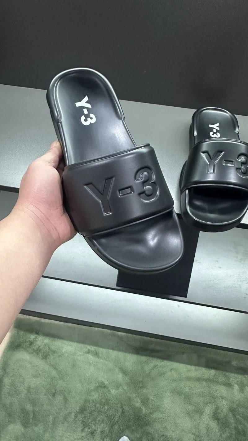 Affordable Adidas Slippers 16055