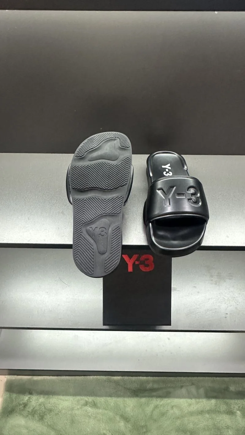 Affordable Adidas Slippers 16055