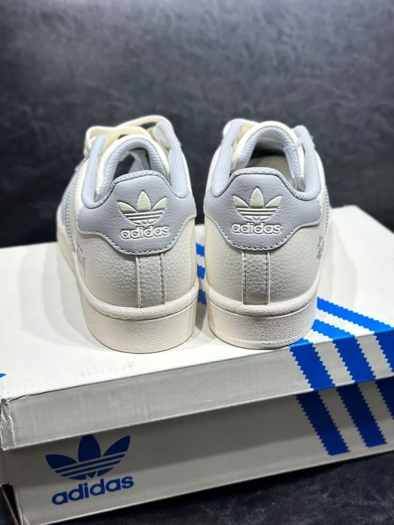 Minimalist Adidas Superstar Shoes 16263