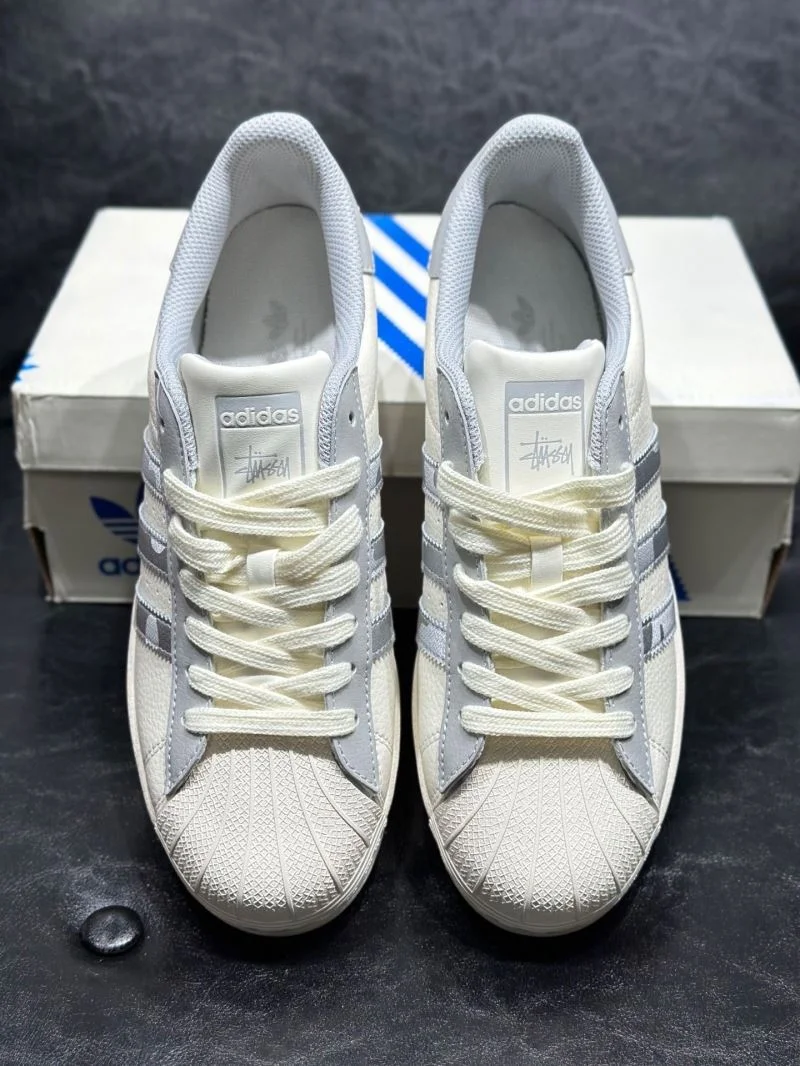 Minimalist Adidas Superstar Shoes 16263