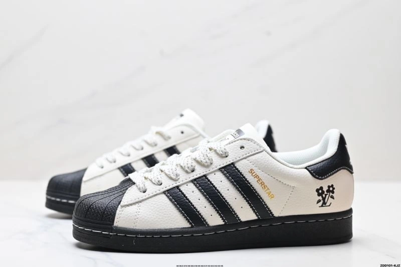 Adidas Superstar Shoes ModernLook 886