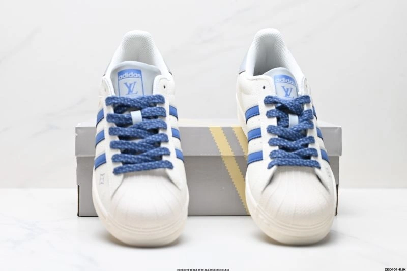 Contemporary Adidas Superstar Shoes 912