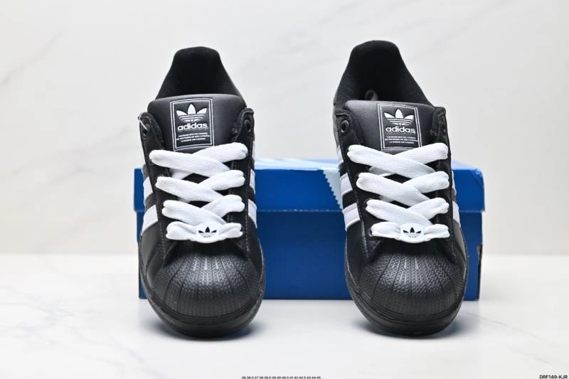 Adidas Superstar Shoes Attractive 183