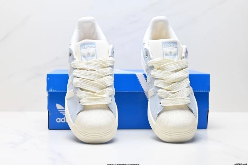 FlexibleFit Adidas Superstar Shoes 194